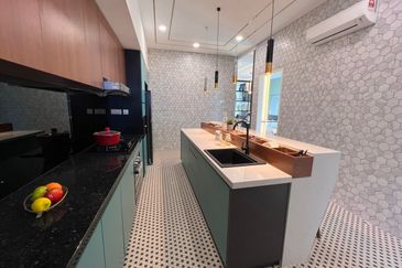 Cheng Freehold Gated Guarded with Club House Double Storey House nr Bertam Cheng Tanjung Minyak Melaka