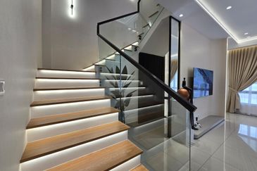 Freehold BATU BERENDAM Gated Guarded nr Melaka Town Double Storey at Gangsa Batu Berendam Melaka