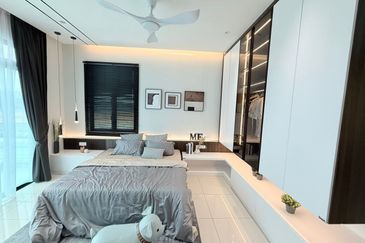 Limited unit Gated Guarded 28 x 75 Double Storey House nr Ayer Keroh Bukit Katil Mitc Melaka