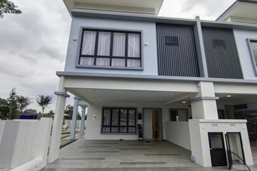 Freehold Gated Guarded BATU BERENDAM nr Melaka Town Double Storey at Gangsa Ayer Keroh Melaka