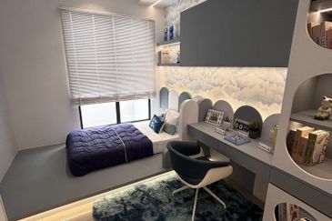 Freehold Gated Guarded BATU BERENDAM nr Melaka Town Double Storey at Gangsa Ayer Keroh Melaka