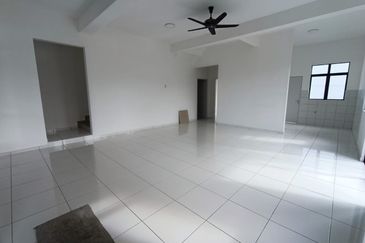 Move in House 24 x 65sq.ft Completed House Double Storey House nr Bukit Katil MITC Melaka
