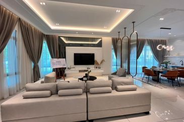 Freehold Freehold Gated Guarded Double Storey Semi D nr Ujong Pasir Melaka Town