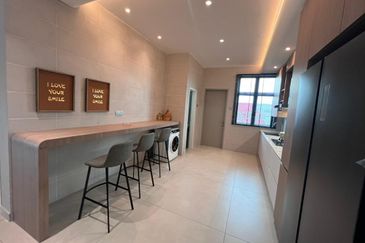 Gated Guarded Ayer Keroh Double Storey Semi D Gated Guarded 35 x 80 nr Ayer Keroh Tol Melaka