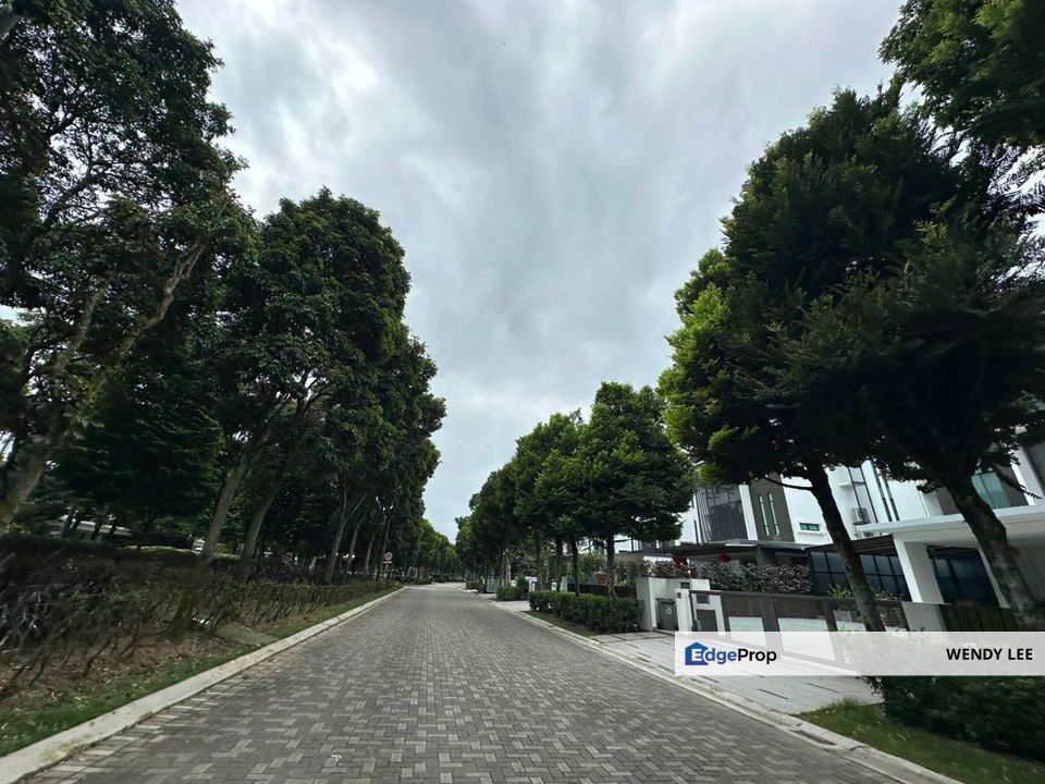 🤩Clean & Nice Condition🤩 | Senibong Cove | Isola Grandeur | 3 Storey Bungalow House | Fully Furnished For Rent, Johor, Masai