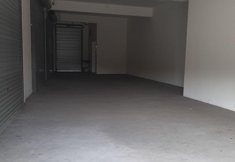 Kelana Jaya , Petaling Jaya adjoining