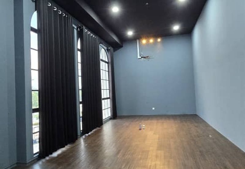 Whitten Eco Majestic