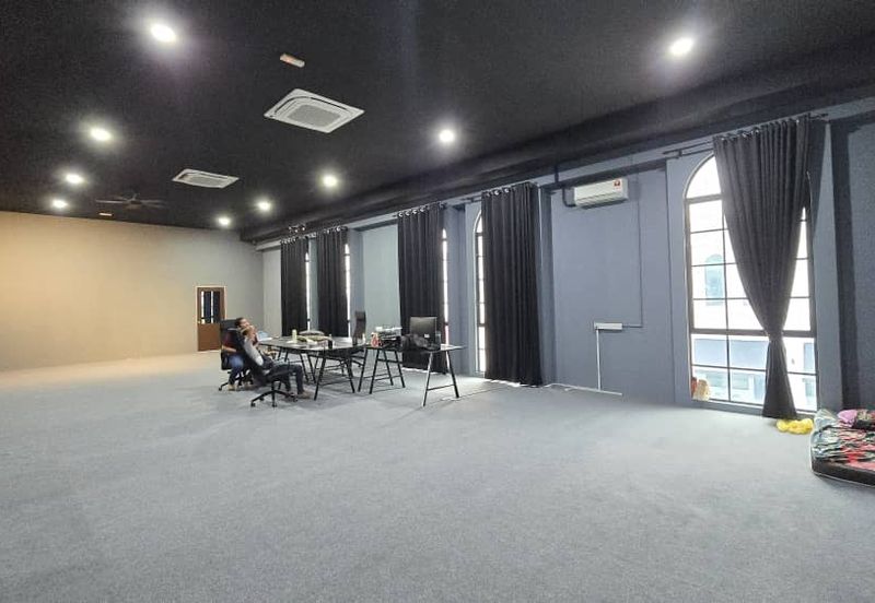 Whitten Eco Majestic