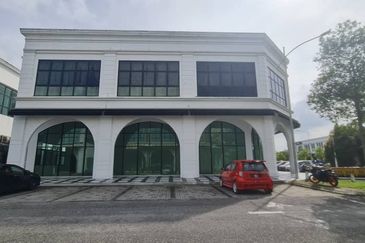 Ivoris @ Eco Majestic