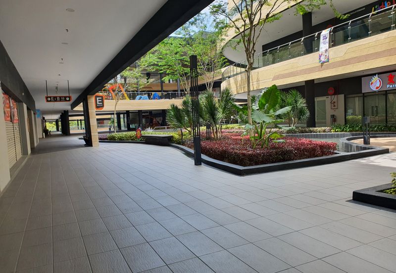 Ecohill Walk Mall, Setia Ecohill