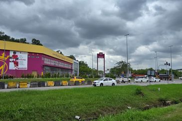 Asia Poly Business Park near Vista Valley for rent 