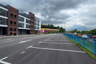 Asia Poly Business Park near Vista Valley for rent 