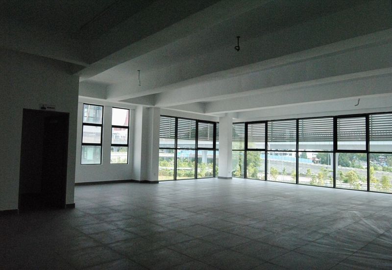 Office for sale at Kota Damansara Area