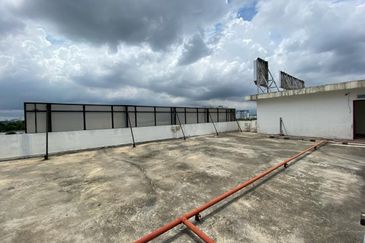 Glen 9 Boutique Office / Showroom / Warehouses For Sale