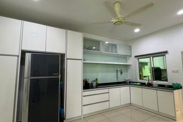 FULLY Furnish Bukit Intan Semi-D 5B4BR For SALE