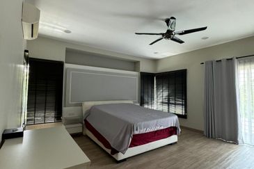 FULLY Furnish Bukit Intan Semi-D 5B4BR For SALE