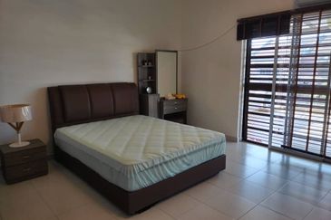 [RM450,000] DOUBLE STOREY MEWAH  DIUBAHSUAI SEPENUHNYA NAK JUAL BERDEKATAN ,LUKUT,SPRINGHILL, SEREMBAN 3, RASAH JAYA