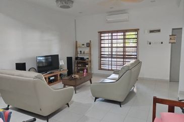 [RM450,000] DOUBLE STOREY MEWAH  DIUBAHSUAI SEPENUHNYA NAK JUAL BERDEKATAN ,LUKUT,SPRINGHILL, SEREMBAN 3, RASAH JAYA