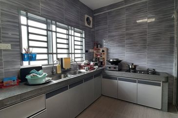 [RM1350 ]RUMAH TERES SINGLE TINGKAT DI LOKASI STATEGIS DI SEREMBAN 2, RASAH JAYA, PERMAI, RAHANG, BLOSSOM , LAYANG-LAYANG NAK SEWA
