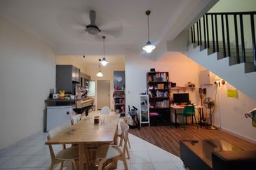 [RM2000 } OFFER PRICE LUXURY DOUBLE STOREY TERRACE HOUSE WANT TO SELL at NILAI IMPIAN, NILAI, BANGI, KAJANG, BANDAR SERI PUTRA