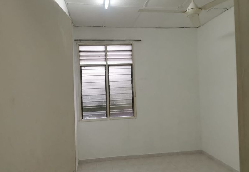 [RM1500]  DOUBLE STOREY TERRACE HOUSE  NEAR SCHOOL WANT TO SELL AT SSEREMBAN JAYA, LAVENDER HEIGHT, SENAWANG JAYA