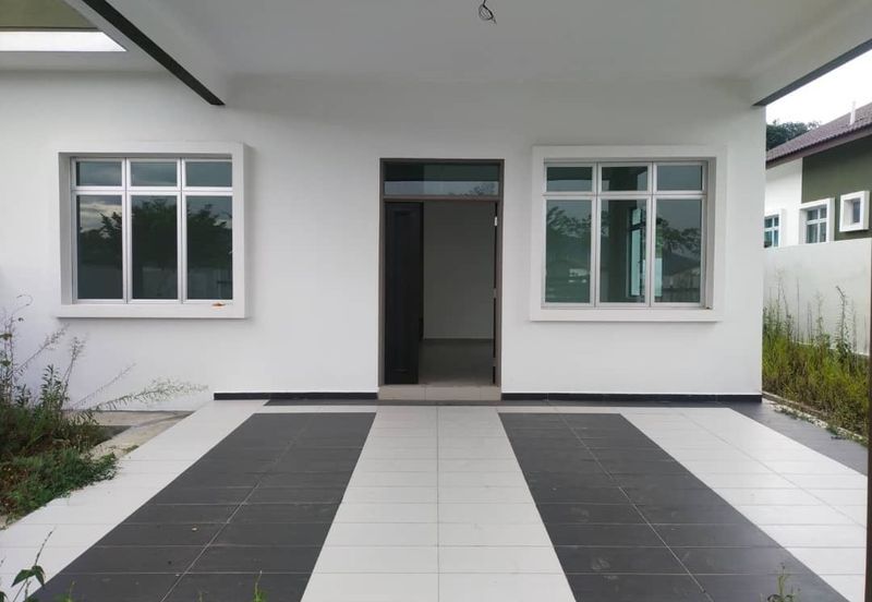 [RM540,000] (NEGO) VILLA SINGLE-STOREY SEMI-DETACHED HOUSE FOR SALE IN TAMAN BUKIT NEGERI SENAWANG