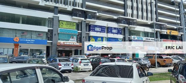 Setapak 3sty shop with land. Freehold. Nearby Banks & Malls. Below market. Good for Investment., Kuala Lumpur, Gombak