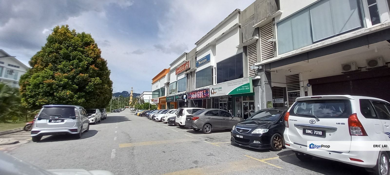 Facing main road. Walking distance kwsp & Banks. Most Crowded Commercial Area in Wangsa Melawati, Kuala Lumpur, Wangsa Maju