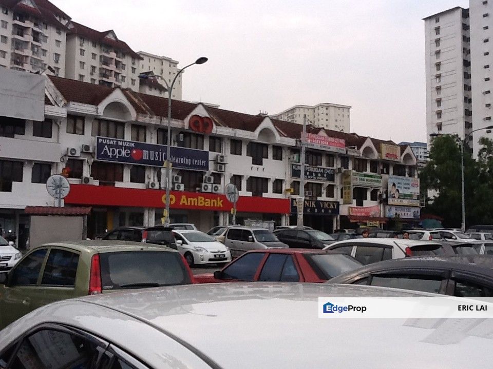 Walking distance Banks & Malls. Facing jln genting klang. Good for business, Kuala Lumpur, Setapak