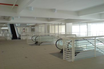 Platinum Mondrian (Pv128)