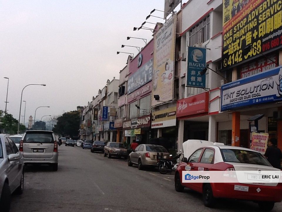 3sty shop for sale. Walking distance Banks & Malls. Crowded Commercial Area in Setapak. Facing jln genting klang, Kuala Lumpur, Setapak