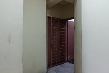 Shop Apartment @ Taman Bukit Indah