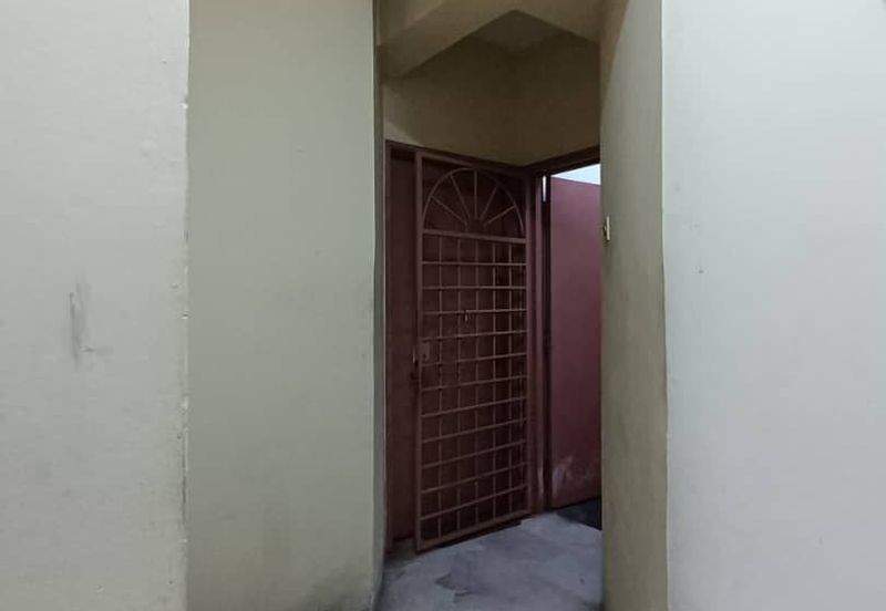 Shop Apartment @ Taman Bukit Indah