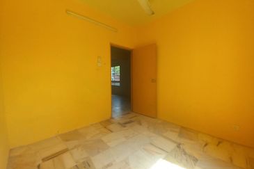 Residensi Warnasari 3