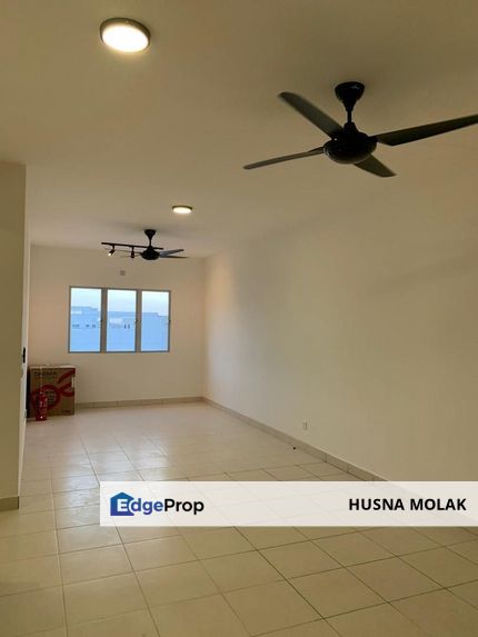 SHAH ALAM APARTMENT BUMI LOT FOR SALE/GOOD LOCATION/WELL MAINTAINED AND CLEAN ENVIRONMENT/3 BEDROOMS 2 BATHROOMS/SHAH ALAM/SETIA ALAM, Selangor, Shah Alam