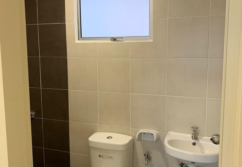 De Bayu Apartment @ Setia Alam