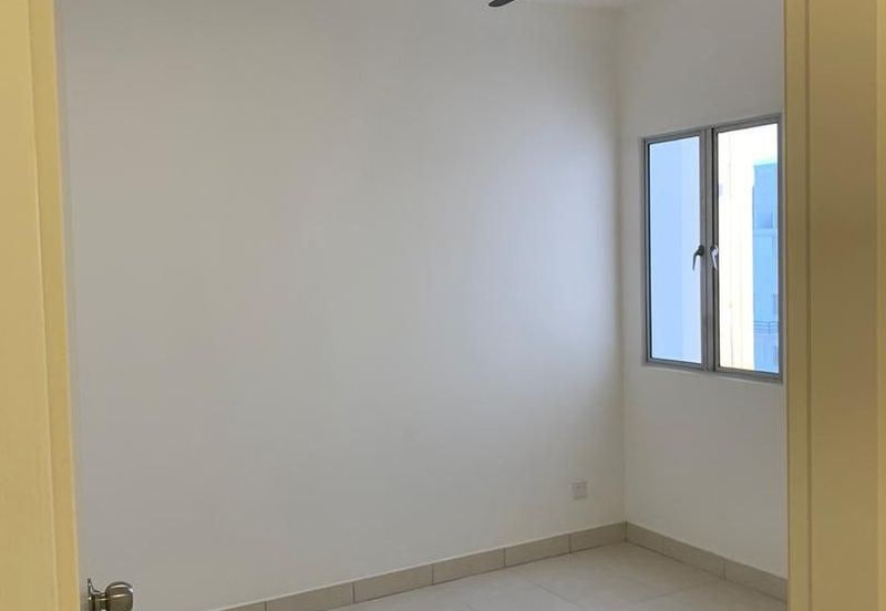 De Bayu Apartment @ Setia Alam