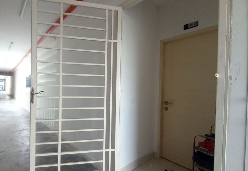 De Bayu Apartment @ Setia Alam