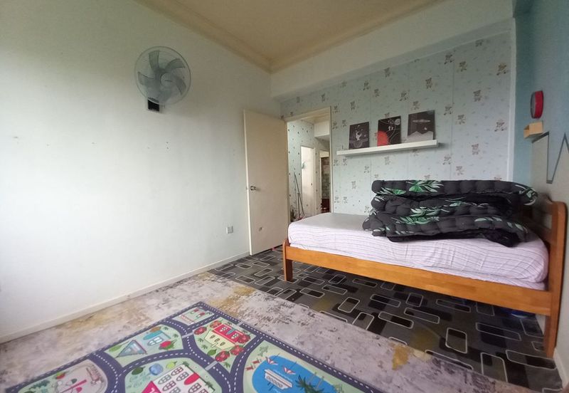 KAJANG FULLY FURNISHED APARTMENT FOR SALE/NEGOTIABLE PRICE/BUMI LOT/BIGGER SIZE APARTMENT/LOWER LEVEL WITH LIFT/MUTIARA PERDANA APARTMENT/BANGI