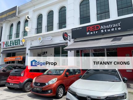 Super Big Facing Main Road Whitten Eco Majestic Shop For Rent at Kajang Semenyih Selangor , Selangor, Semenyih