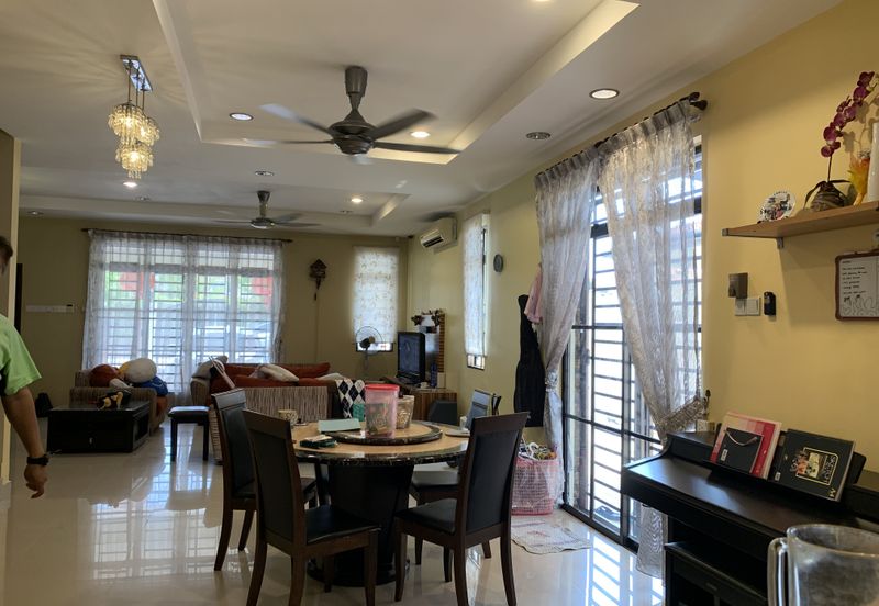 Bandar Sungai Long Bukit Sungai Long 1 End Lot Facing Main Road Below Market 10 ft Extra Land 35 X 70 