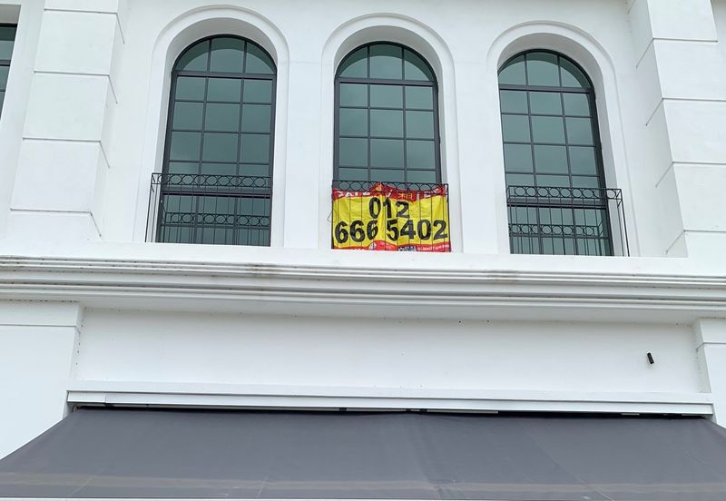 Whitten Eco Majestic