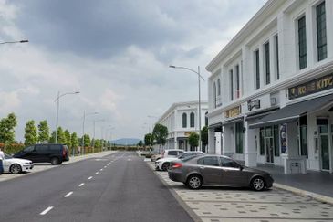 Whitten Eco Majestic