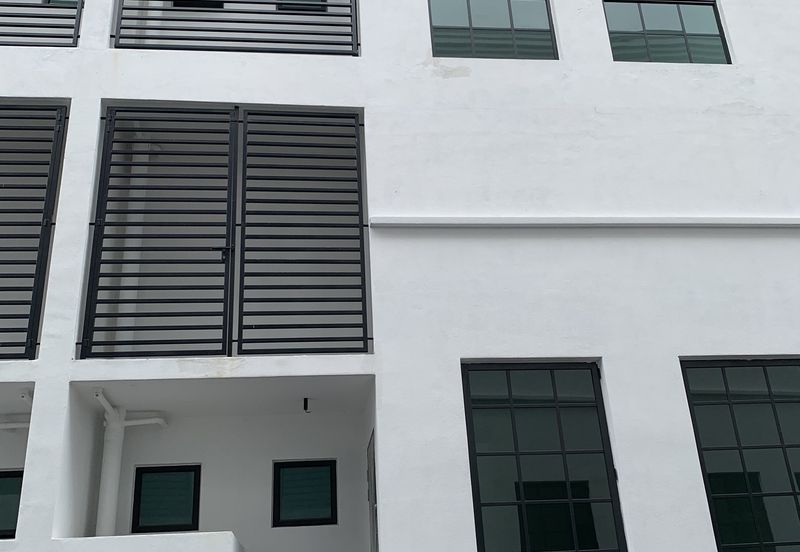 Whitten Eco Majestic