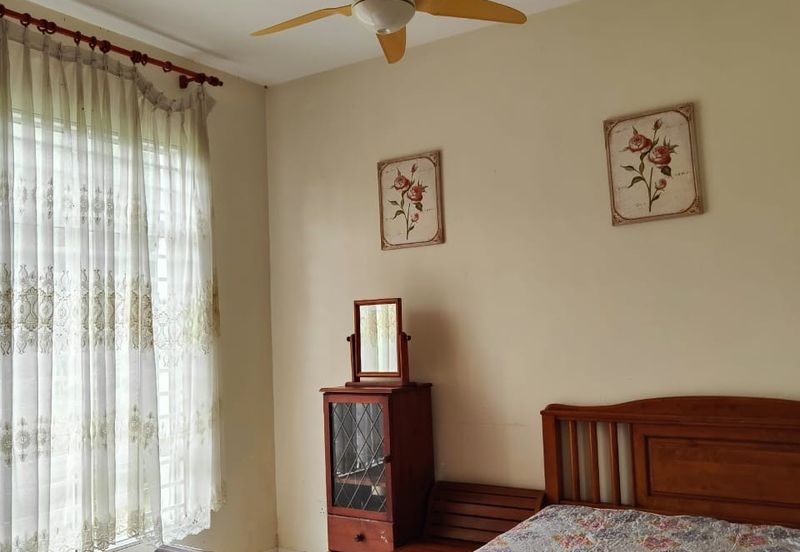 Bandar Tasik Senangin