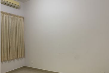 Bukit Sungai Long 3 Exclusive Top Hill  25 x 75   2 sty Superlink Kitchen Fully Extended Gated & Guarded