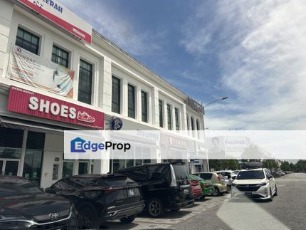 Kajang East Ground and First Floors Shop Main Road Chinese School Ample Parking, Selangor, Semenyih