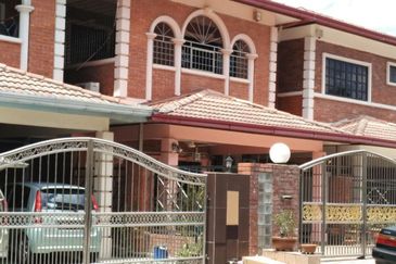 SL 4, Bandar Sungai Long