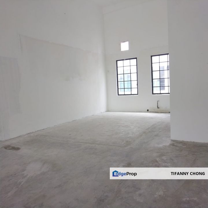  Eco Majestic Facing Main Road 1st Floor shop Rent Ample Parking 24x80 , Selangor, Semenyih