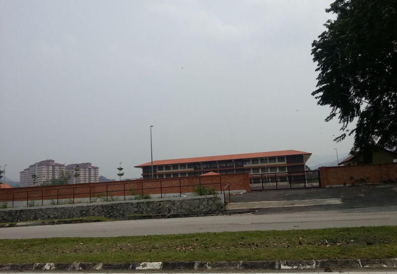 Fully Renovated 2 sty Terrace House 24 x 75 Hot Area Bandar Sungai Long SL 4 Easy Access to Highway For Sale 